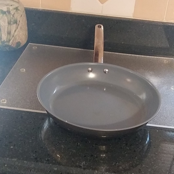 Todd English Green Pan & Cook Book - Picture 2 of 11